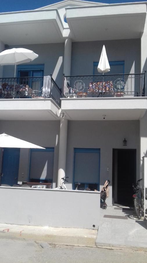 Kostas Family Rooms スタブロス エクステリア 写真